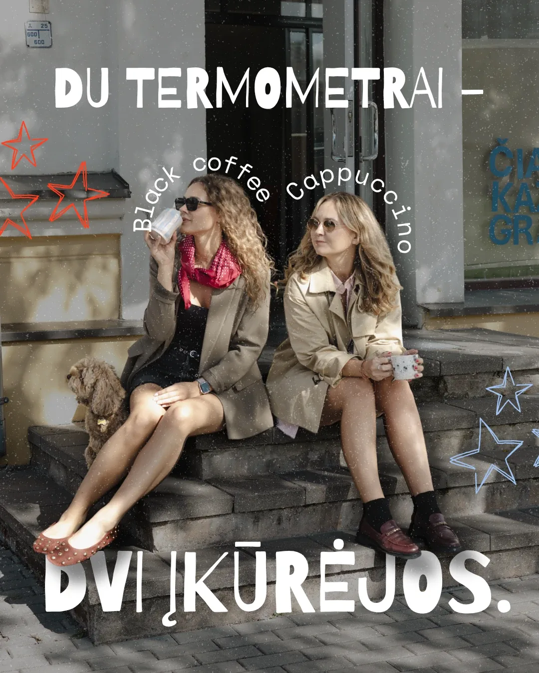 Dvi Art Offline įkūrėjos su kava: Toma kairėje, Austėja dešinėje. Du termometrai – dvi įkūrėjos.